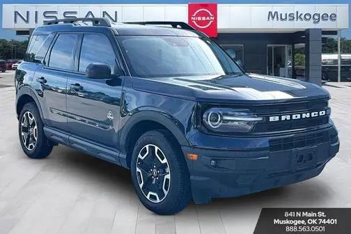 2023 Ford Bronco Sport Outer Banks 4WD photo