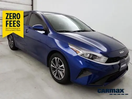 2023 Kia Forte LXS FWD photo