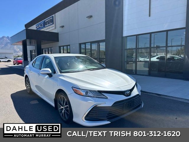 2023 Toyota Camry XLE AWD photo