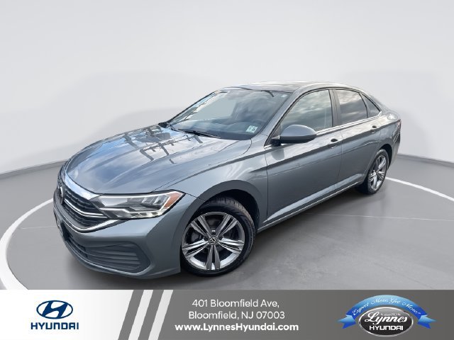 2023 Volkswagen Jetta SE FWD photo