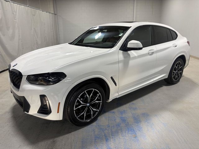 2023 BMW X4 xDrive30i AWD photo