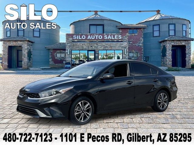 2023 Kia Forte LXS FWD photo