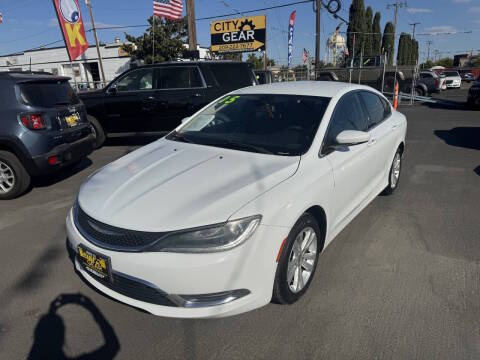 2015 Chrysler 200 Limited FWD photo