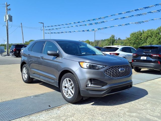 2023 Ford Edge SEL AWD photo