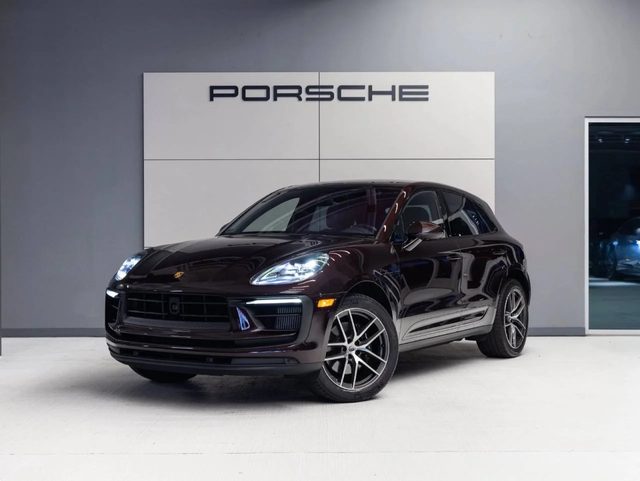2023 Porsche Macan S AWD photo