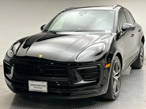 2023 Porsche Macan S AWD photo
