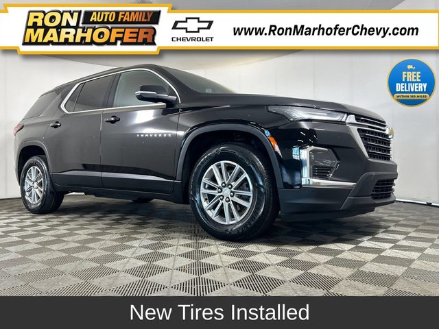 2023 Chevrolet Traverse LT Cloth FWD photo