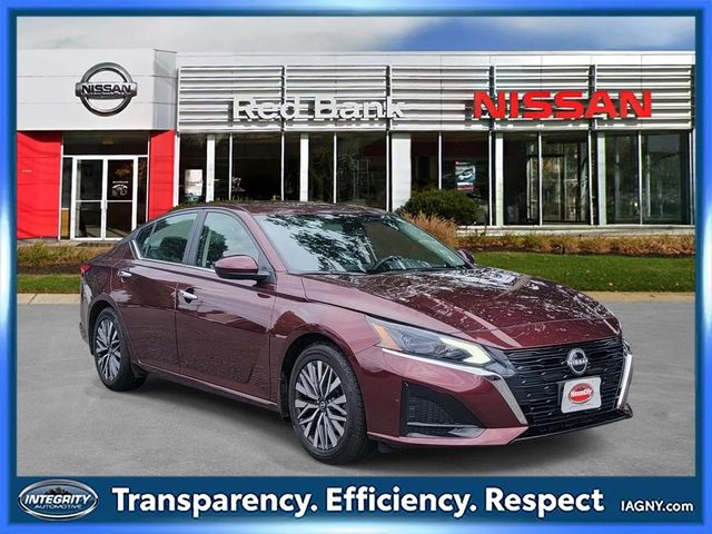 2023 Nissan Altima 2.5 SV FWD photo