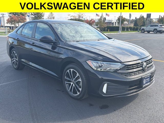 2023 Volkswagen Jetta Sport FWD photo
