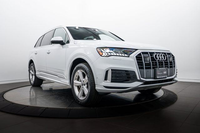 2023 Audi Q7 Premium Plus AWD photo