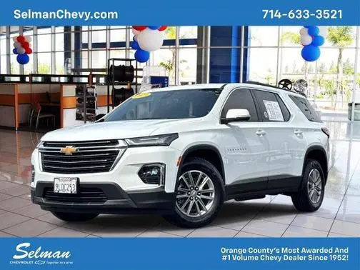 2023 Chevrolet Traverse LT Cloth FWD photo