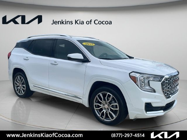 2023 GMC Terrain Denali AWD photo