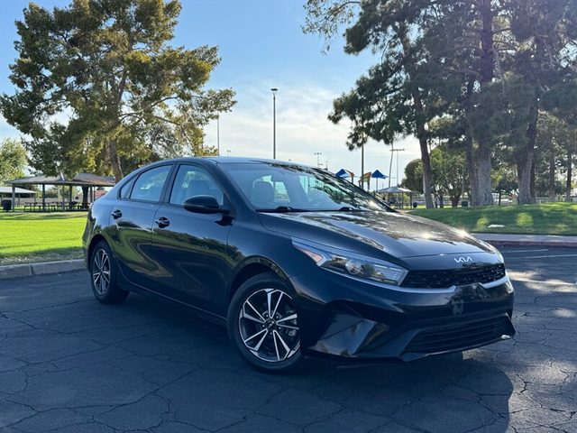 2023 Kia Forte LXS FWD photo