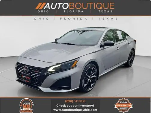 2023 Nissan Altima 2.5 SR FWD photo