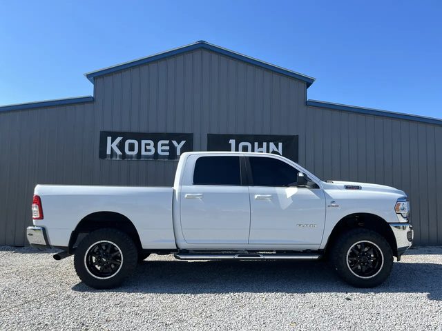 2022 Ram 2500 Big Horn 4WD photo
