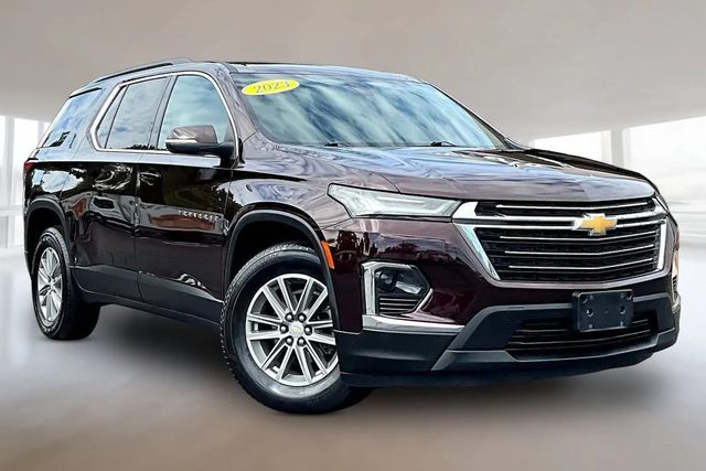 2023 Chevrolet Traverse LT Cloth AWD photo