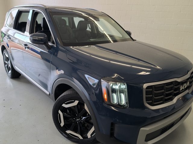2023 Kia Telluride S AWD photo