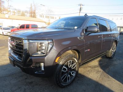 2023 GMC Yukon XL AT4 4WD photo