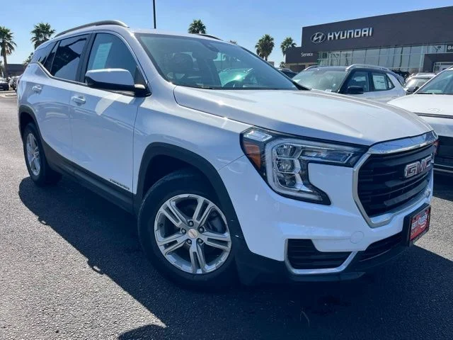 2023 GMC Terrain SLE FWD photo