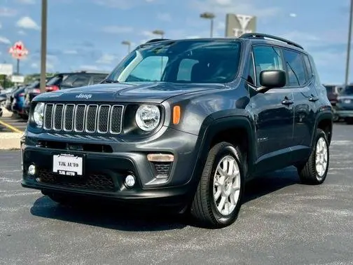 2023 Jeep Renegade Latitude 4WD photo