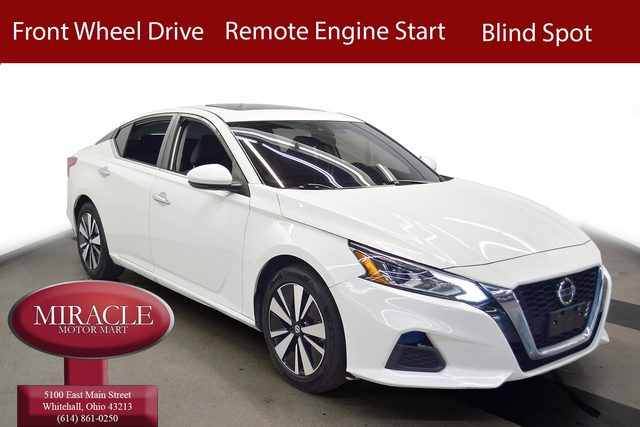 2022 Nissan Altima 2.5 SV FWD photo