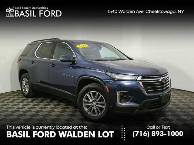 2023 Chevrolet Traverse LT Cloth AWD photo