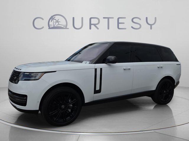 2023 Land Rover Range Rover SE AWD photo