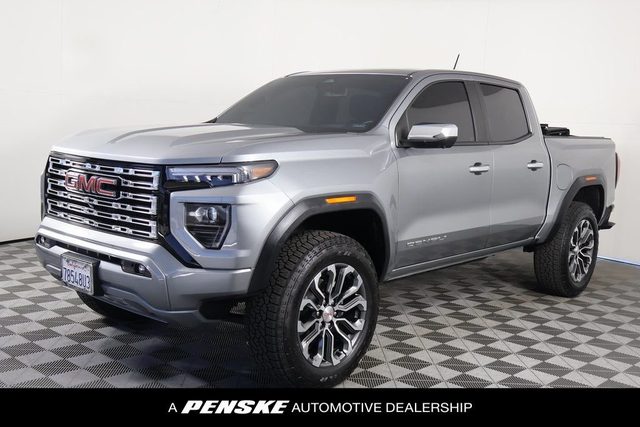 2023 GMC Canyon 4WD Denali 4WD photo