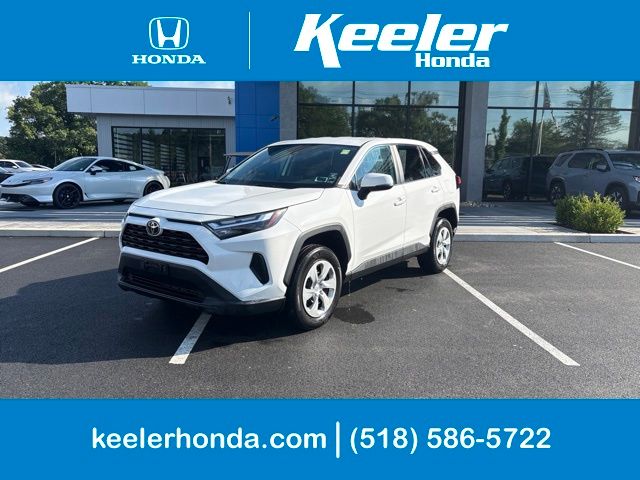 2023 Toyota RAV4 LE AWD photo