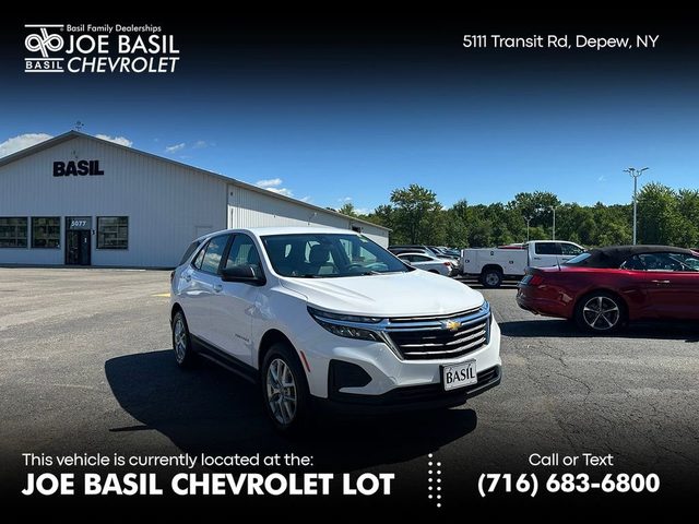 2023 Chevrolet Equinox LS AWD photo