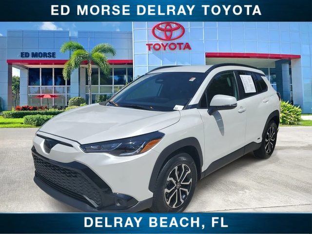 2023 Toyota Corolla Cross Hybrid SE AWD photo