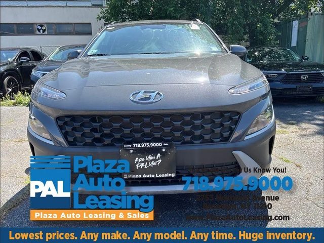 2023 Hyundai Kona SEL AWD photo