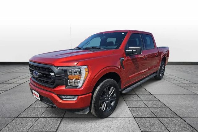 2023 Ford F-150 XLT 4WD photo