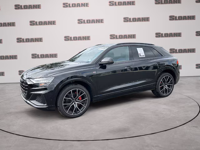 2023 Audi Q8 Premium Plus AWD photo