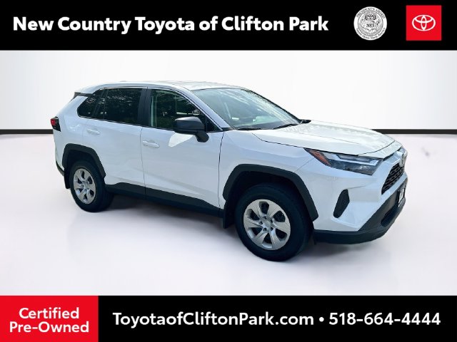 2023 Toyota RAV4 LE AWD photo