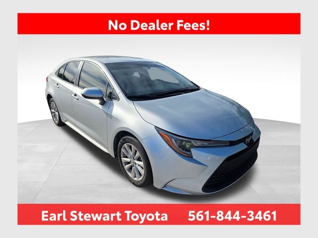 2023 Toyota Corolla LE FWD photo
