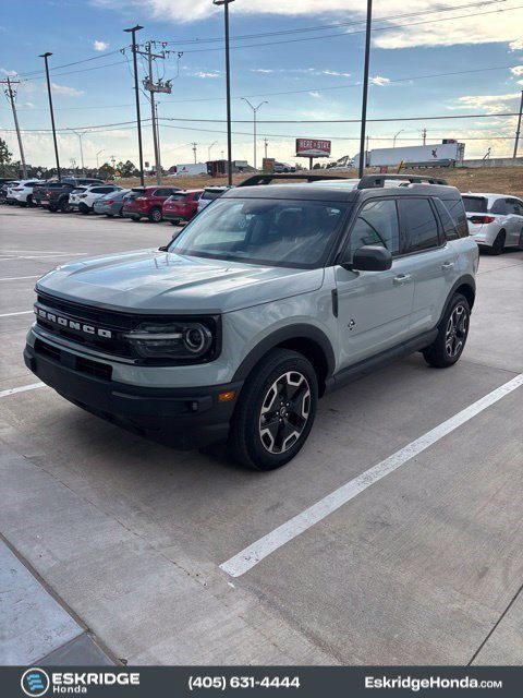 2023 Ford Bronco Sport Outer Banks 4WD photo