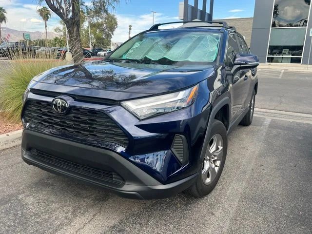 2023 Toyota RAV4 XLE FWD photo