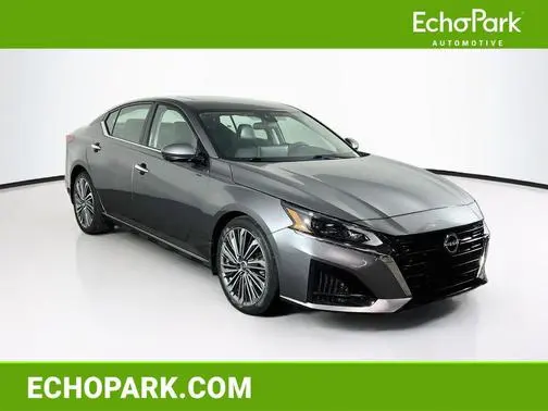 2023 Nissan Altima 2.5 SL FWD photo