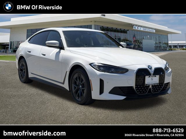 2023 BMW i4 eDrive40 RWD photo