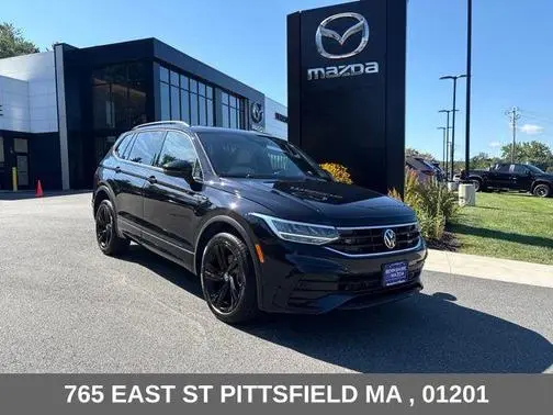 2023 Volkswagen Tiguan SE R-Line Black AWD photo