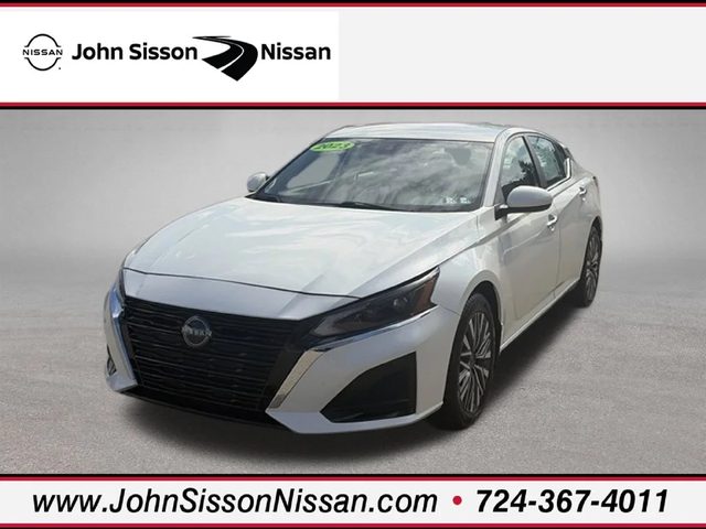 2023 Nissan Altima 2.5 SV AWD photo