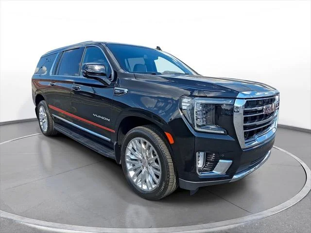 2023 GMC Yukon XL SLT 4WD photo