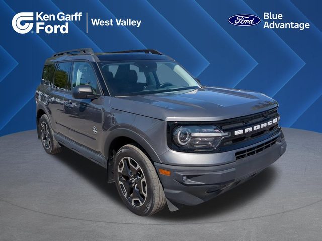 2023 Ford Bronco Sport Outer Banks 4WD photo
