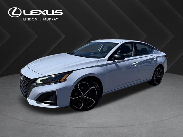 2023 Nissan Altima 2.5 SR AWD photo