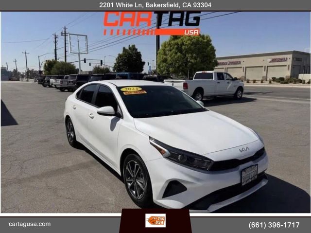 2023 Kia Forte LXS FWD photo