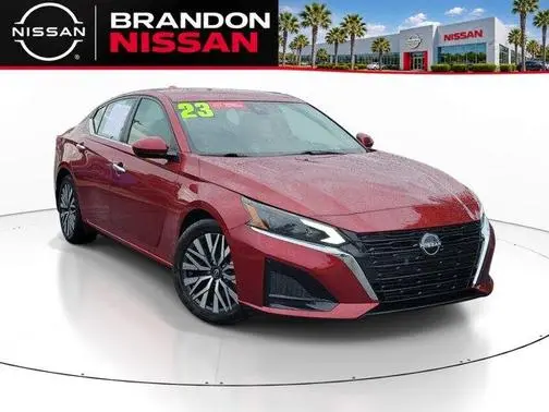 2023 Nissan Altima 2.5 SV FWD photo