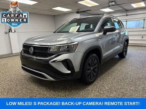 2023 Volkswagen Taos S FWD photo