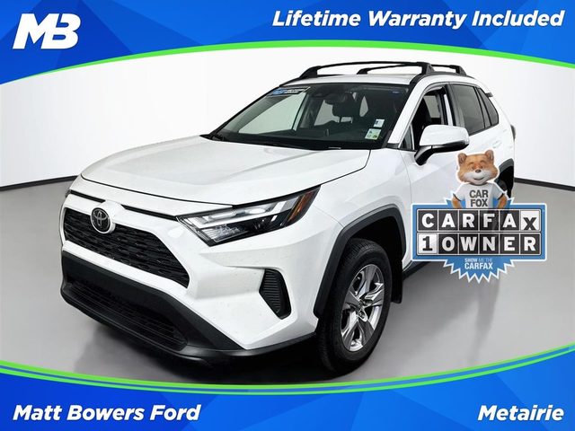 2023 Toyota RAV4 XLE FWD photo