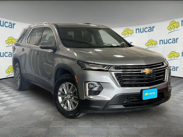 2023 Chevrolet Traverse LT Cloth AWD photo